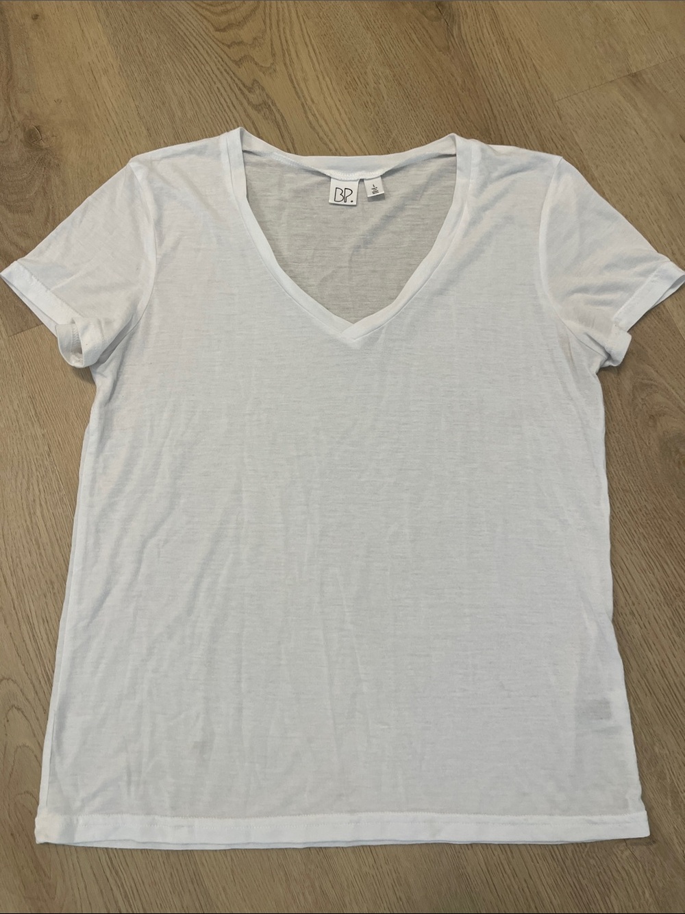 BP Nordstrom White V-Neck Short Sleeve Tee